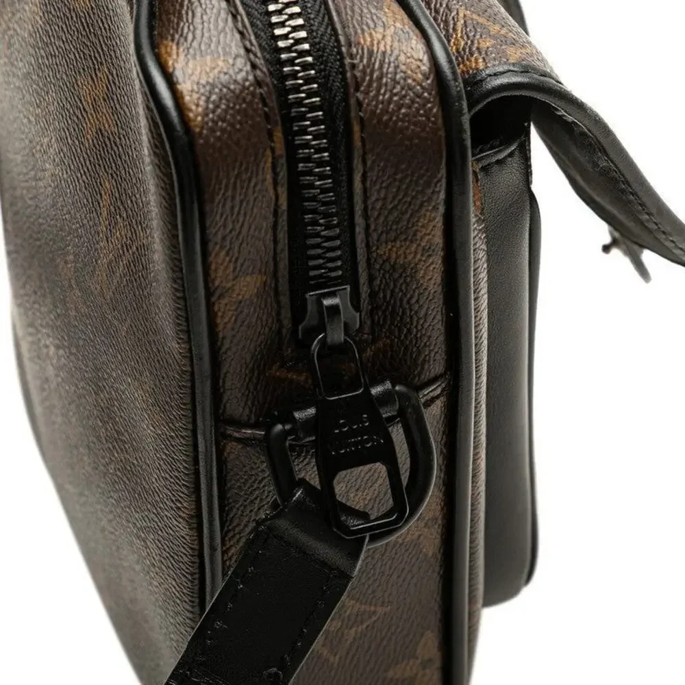 Louis Vuitton height width